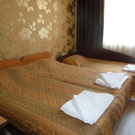 Tarnovski Dom Guest Rooms Veliko Tărnovo Exteriör bild