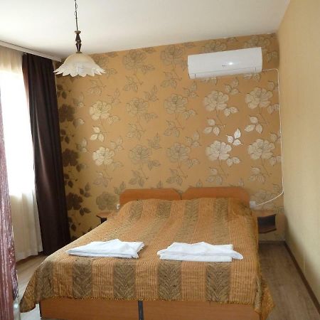 Tarnovski Dom Guest Rooms Veliko Tărnovo Exteriör bild
