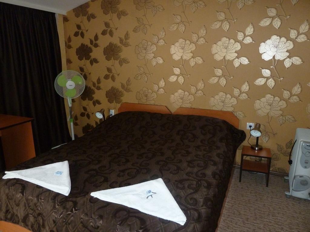 Tarnovski Dom Guest Rooms Veliko Tărnovo Rum bild