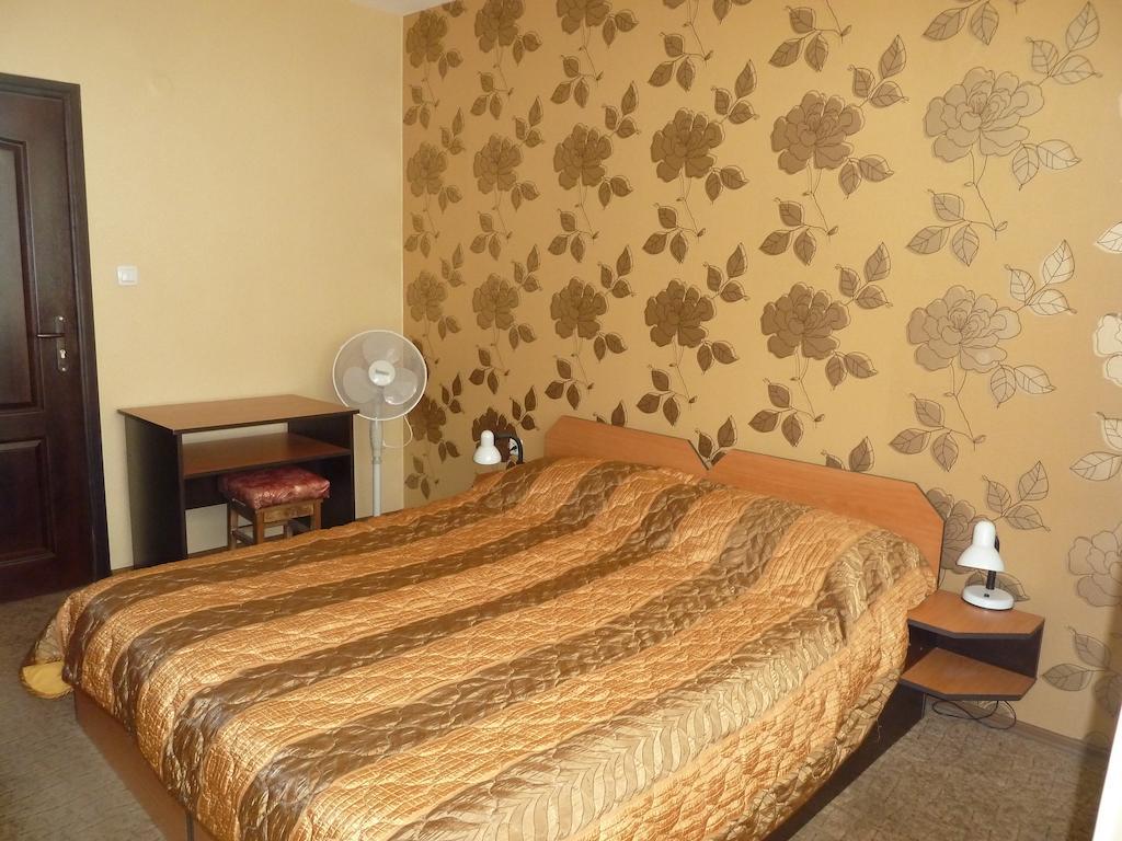 Tarnovski Dom Guest Rooms Veliko Tărnovo Rum bild